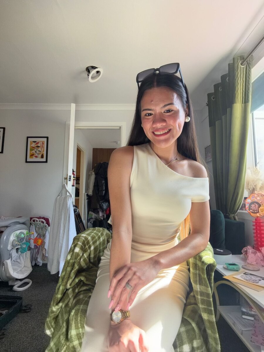 Kyla Filipina – Naughty Baby Girl
