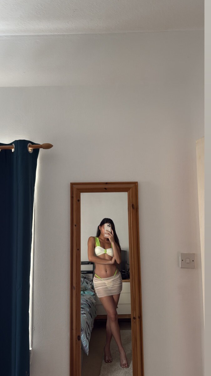 Kyla Filipina – Naughty Baby Girl